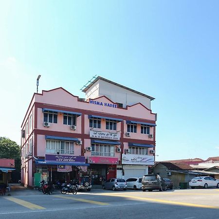 Oyo 89755 D&D Budget Inn Kota Bharu Esterno foto