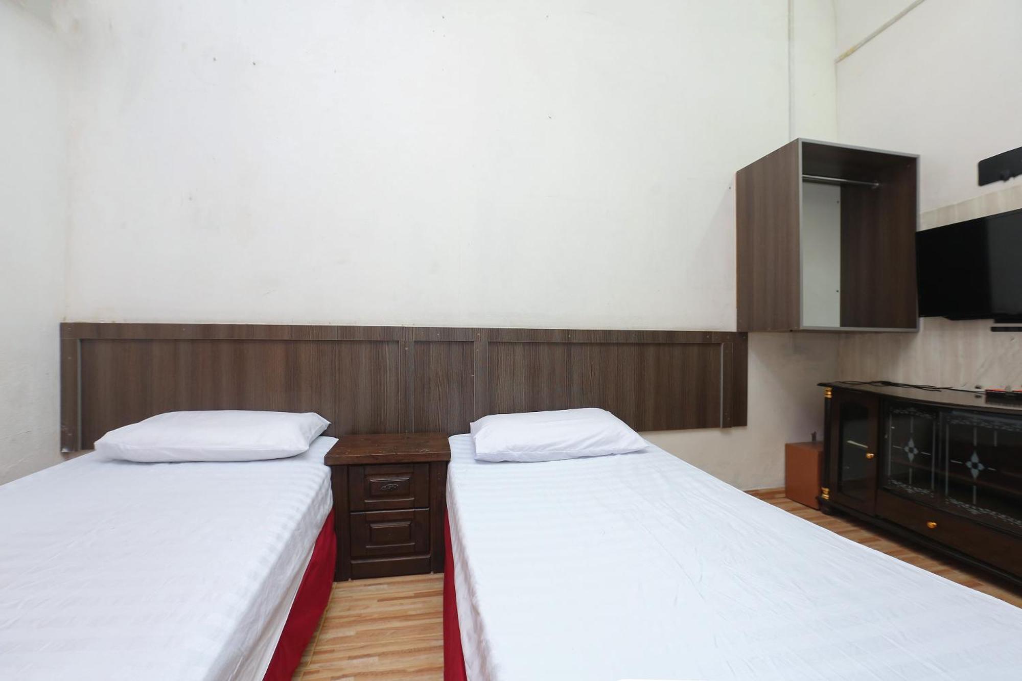 Oyo 89755 D&D Budget Inn Kota Bharu Esterno foto