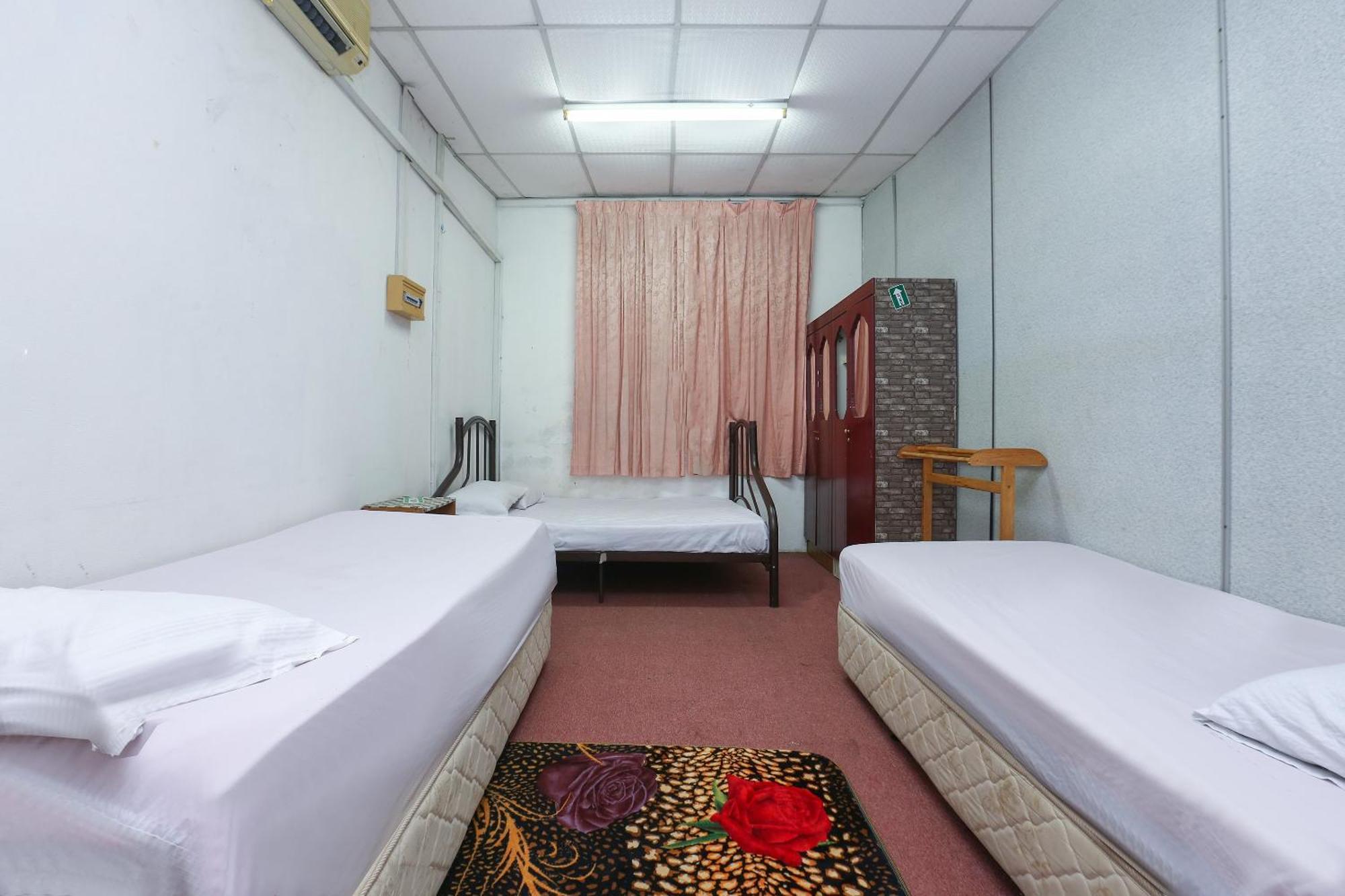 Oyo 89755 D&D Budget Inn Kota Bharu Esterno foto