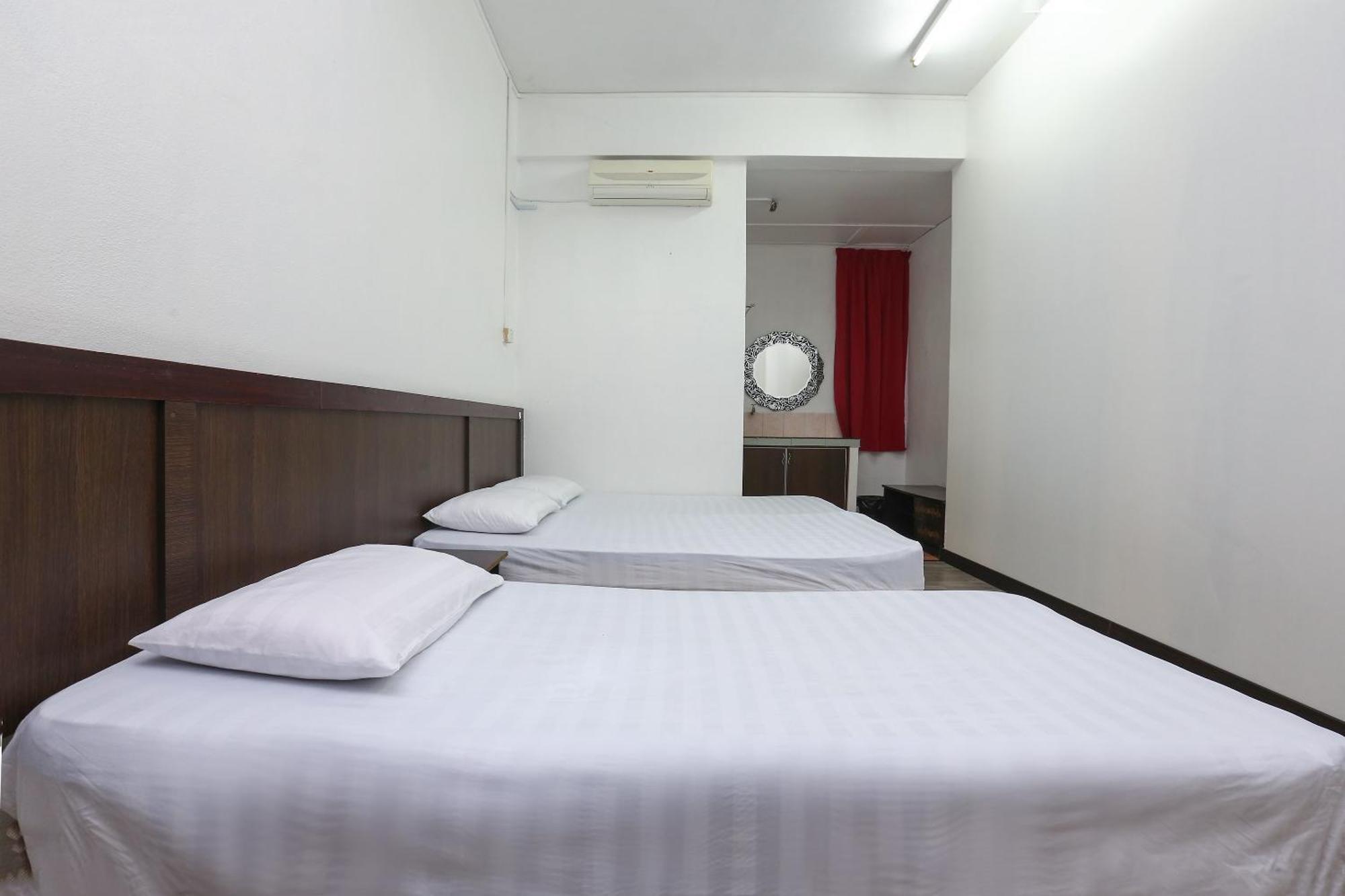 Oyo 89755 D&D Budget Inn Kota Bharu Esterno foto